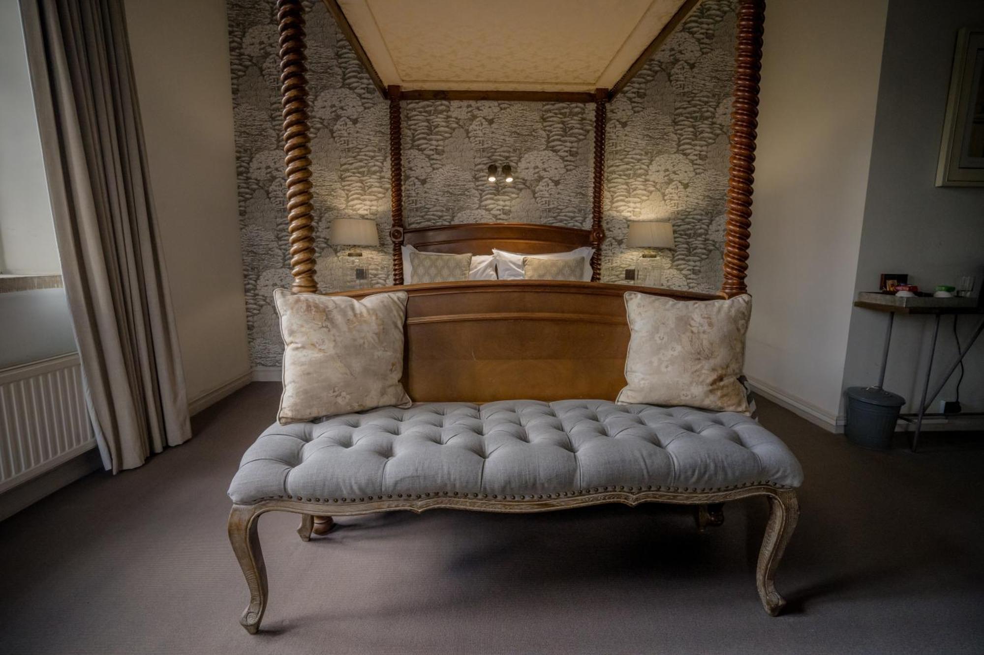 Stonehouse Court Hotel - A Bespoke Hotel Eksteriør billede