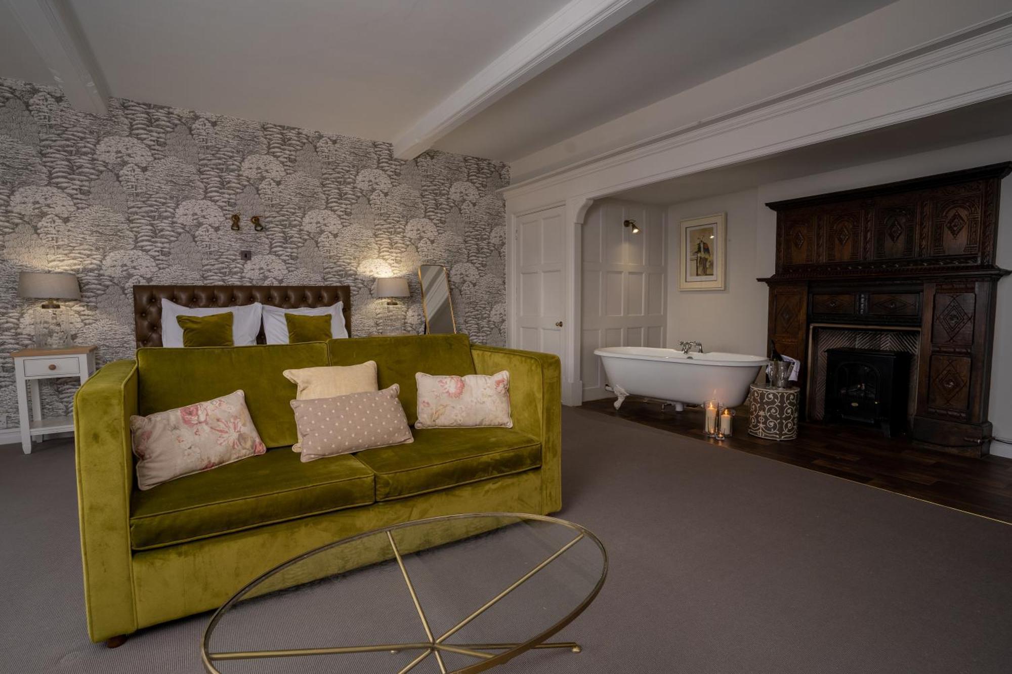 Stonehouse Court Hotel - A Bespoke Hotel Eksteriør billede
